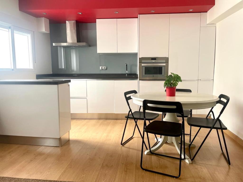 Eva Recommends Plaza Del Museo Apartament *